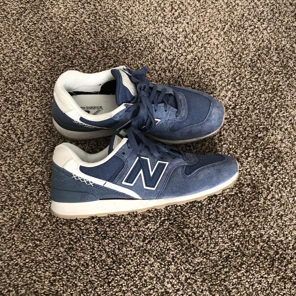 New Balance Retro Sneakers
